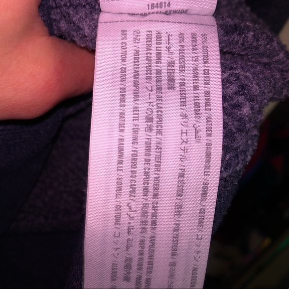 ᴀʙᴇʀᴄʀᴏᴍʙɪᴇ & ꜰɪᴛᴄʜ ʜᴏᴏᴅᴇᴅ ꜱᴡᴇᴀᴛꜱʜɪʀᴛ - Picture 4 of 7